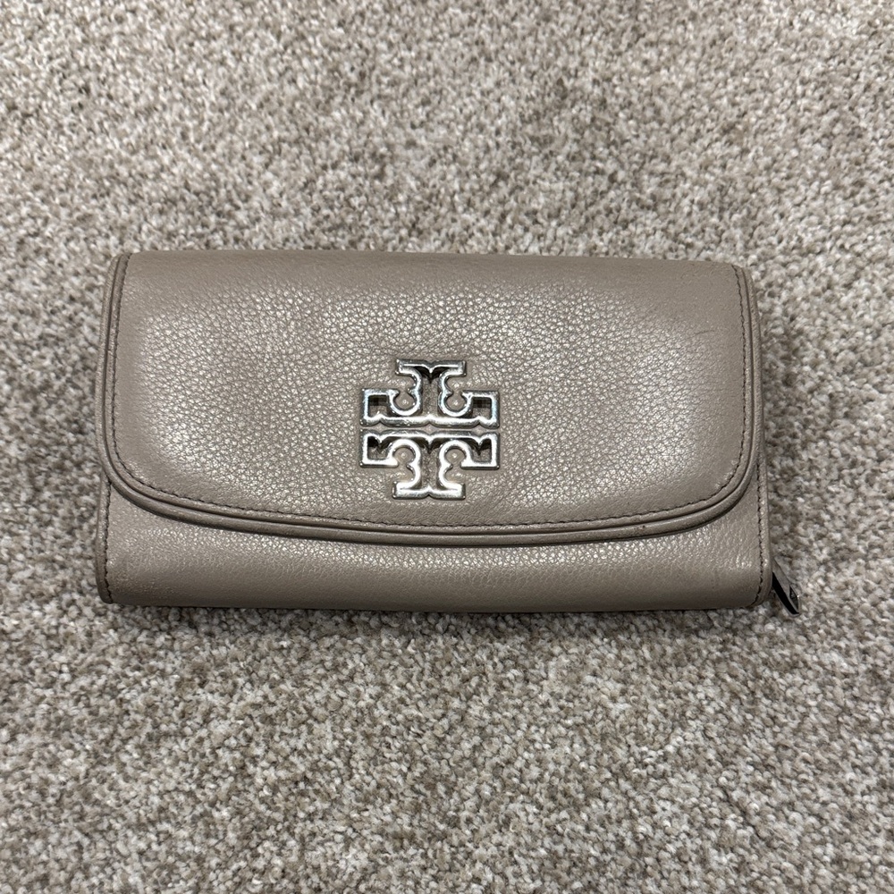Tory Burch Gray Leather Wallet